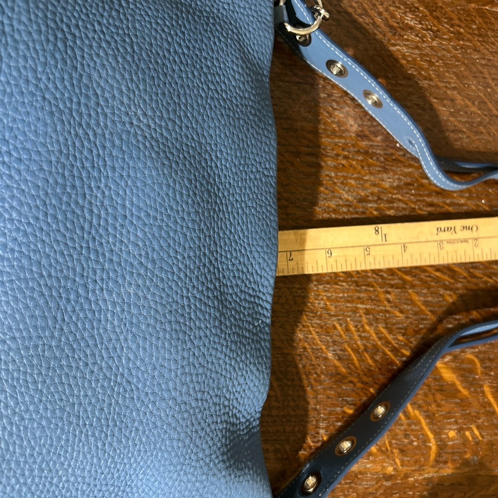 Coach EXCELLENT Cornflower Blue Pebble Leather Shoulder Bag - Picture 6 of 10